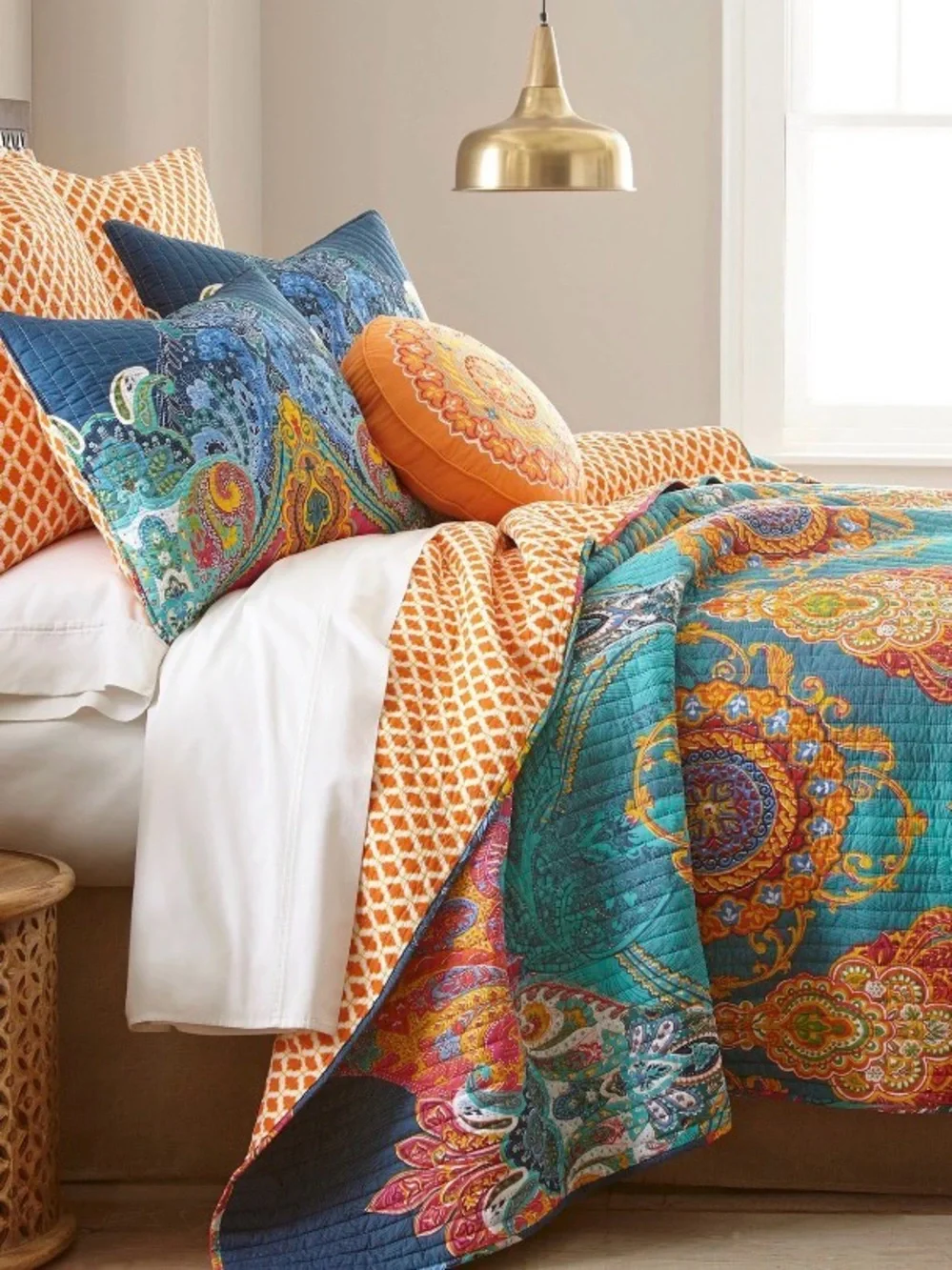 Levtex Home Mackenzie Quilt and Pillow Sham Set - 3 piece KING 106x92 in